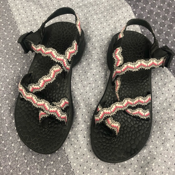 Pink/Grey/White Chaco’s - Picture 2 of 4